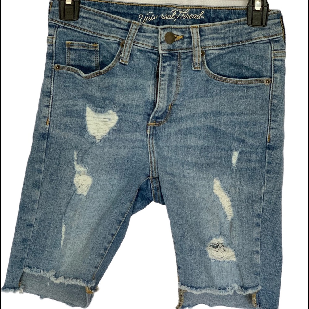 Universal Thread Women's High Rise Bermuda Distressed Denim Shorts Size 0/25R